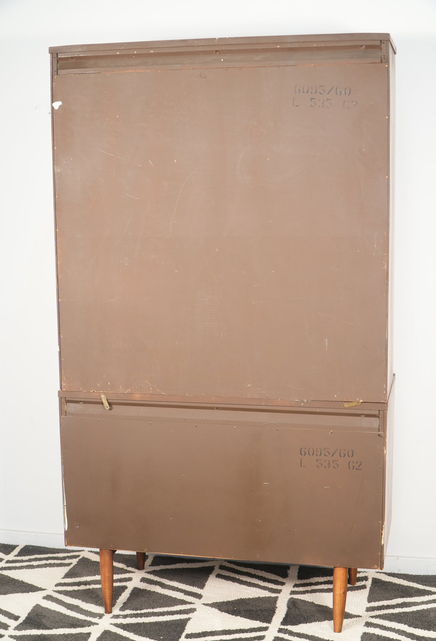 Broyhill Sculptra Mid-Century Sideboard Cabinet Hutch