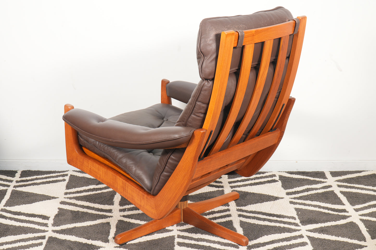 Pair Leather and Teak Reclining Armchairs with Ottoman by Lied Mobler Norway