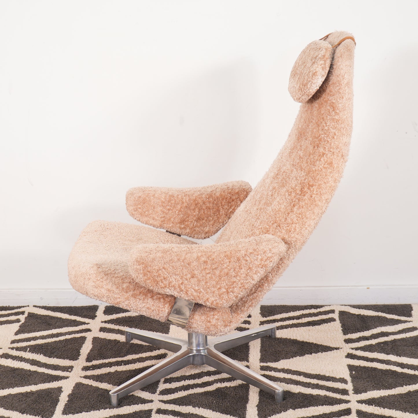 "Contourette Roto" Chair by Alf Svensson for Dux - Sweden