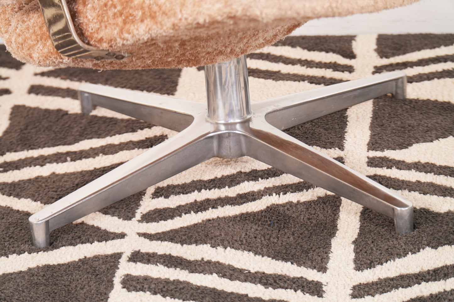 "Contourette Roto" Chair by Alf Svensson for Dux - Sweden