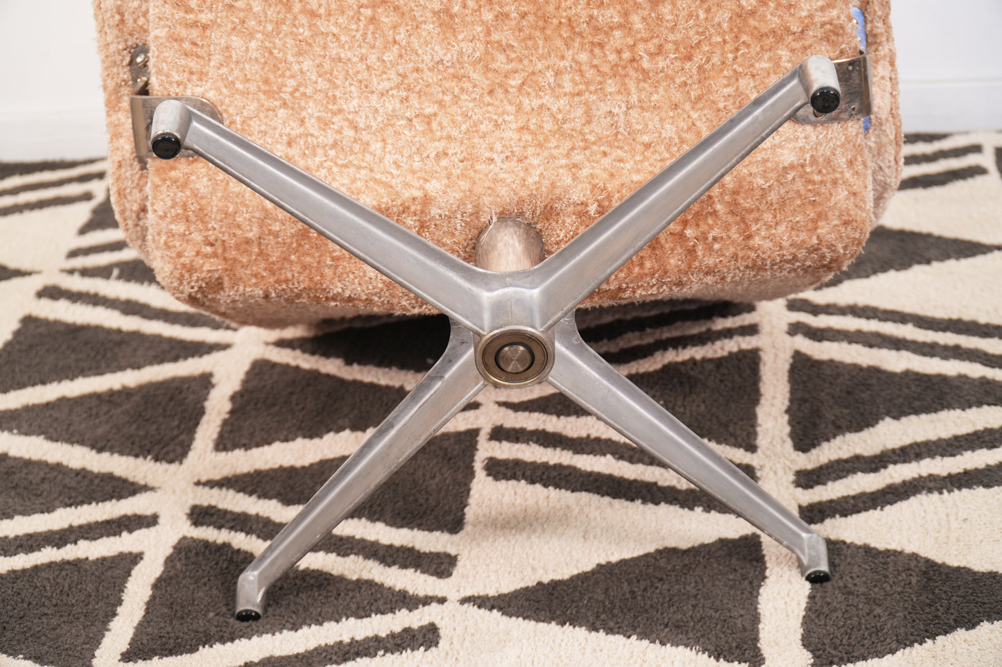 "Contourette Roto" Chair by Alf Svensson for Dux - Sweden