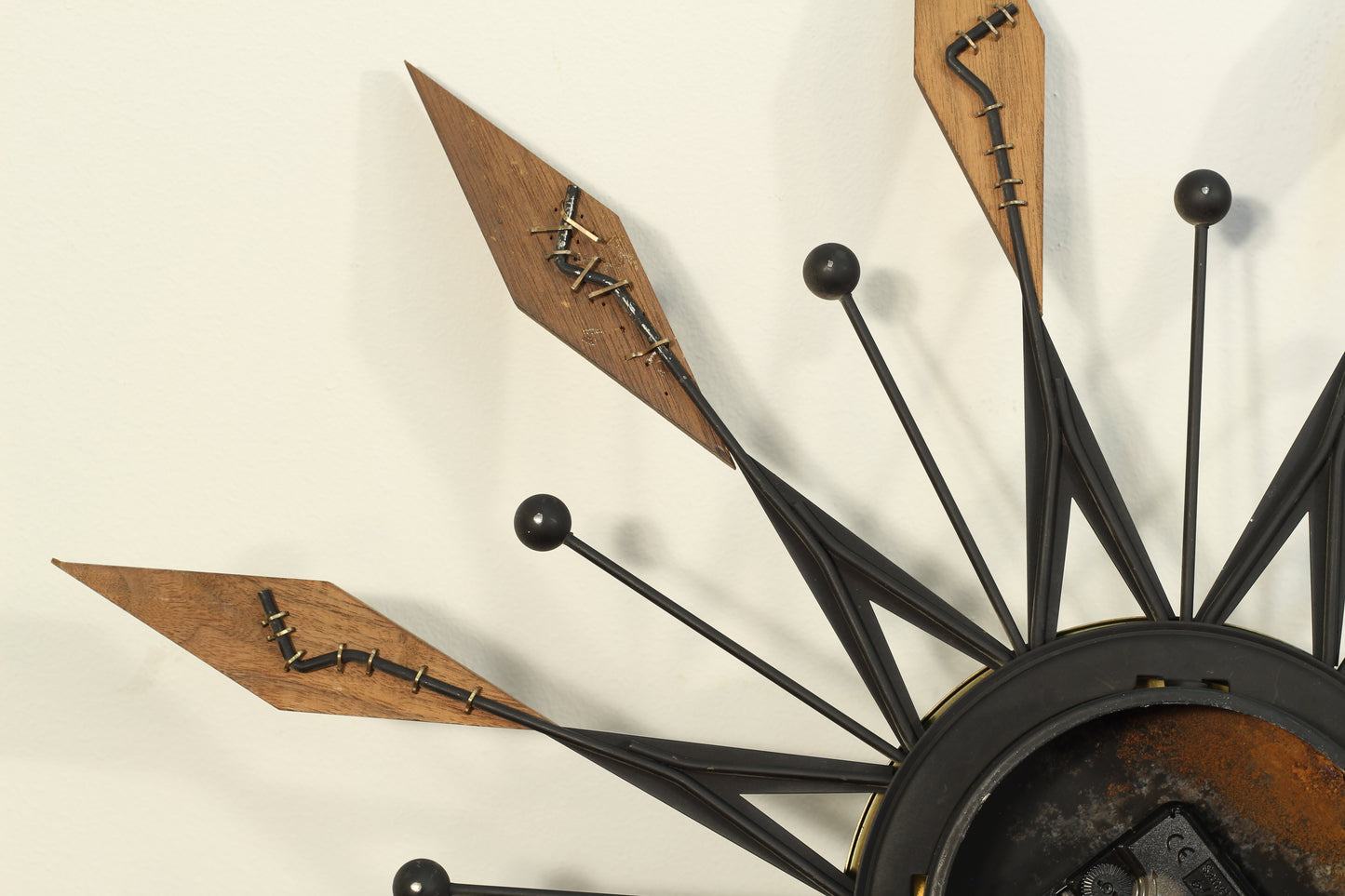 Vintage Starburst Clock