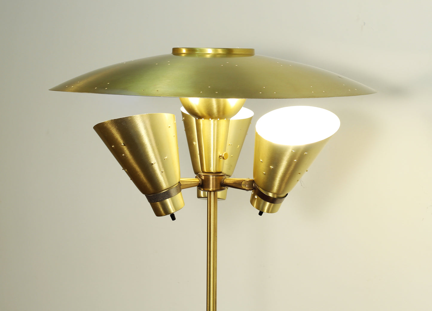 1960s Vintage Atomic 4-Light Brass Saucer Floor Lamp
