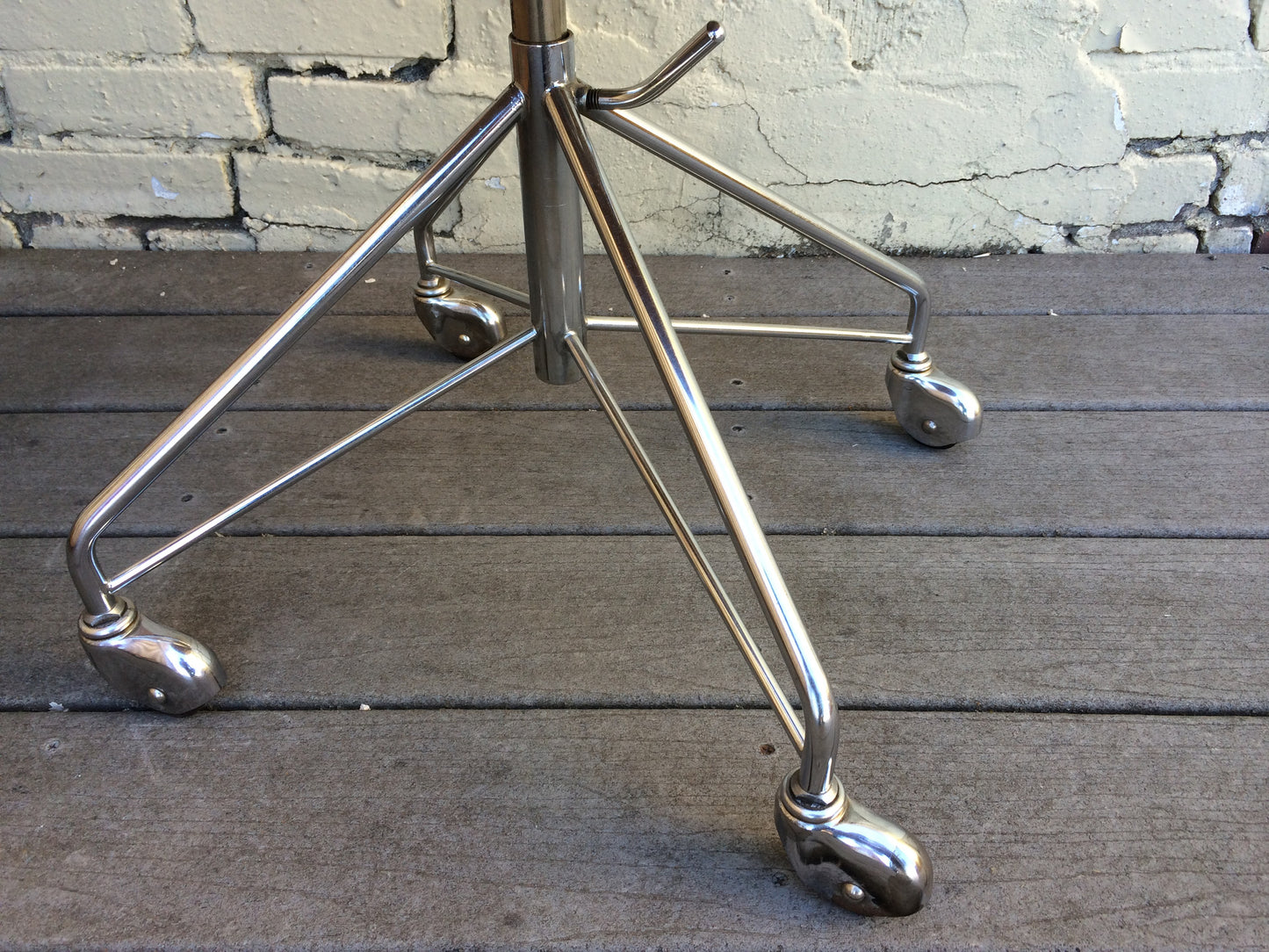 Arne Jacobsen Series 7 Swivel Chair