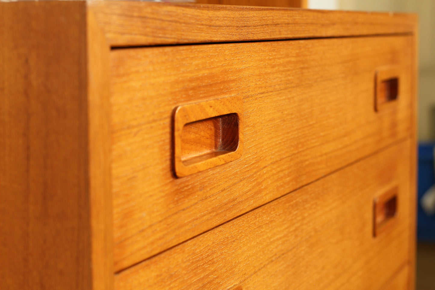 1960s Danish Teak 4-Drawer Cabinet with Bookshelf by Hundevad Møbelfabrik