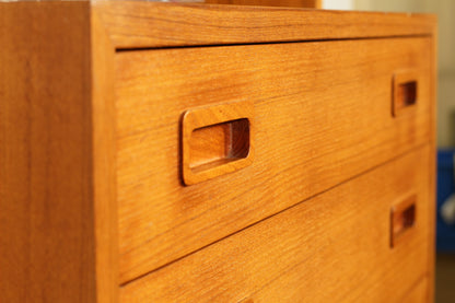 1960s Danish Teak 4-Drawer Cabinet with Bookshelf by Hundevad Møbelfabrik