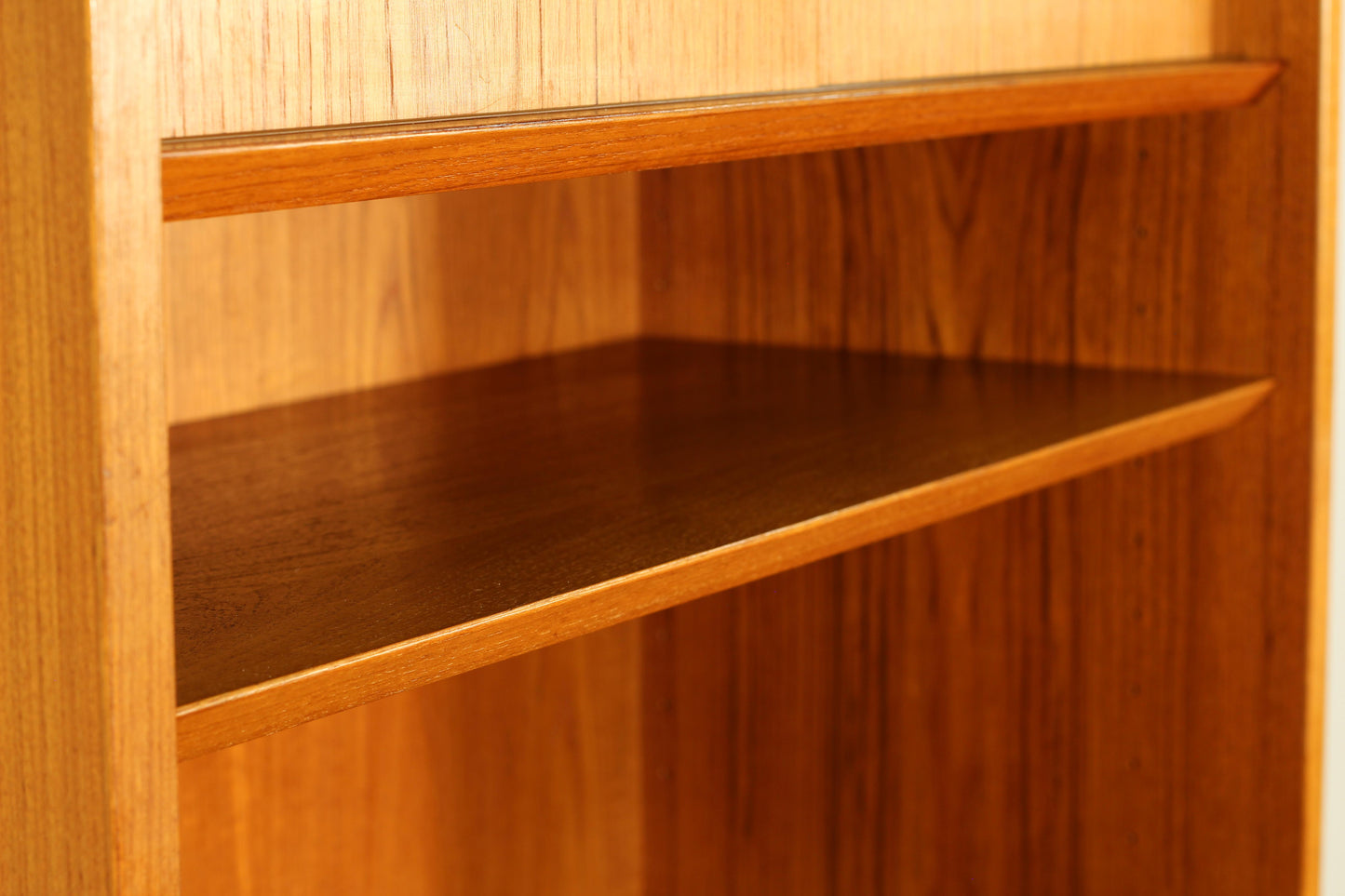 1960s Danish Teak 4-Drawer Cabinet with Bookshelf by Hundevad Møbelfabrik