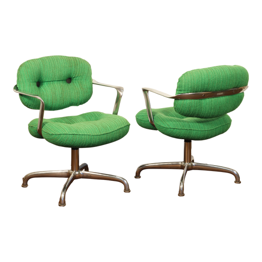 1970s Pair Knoll Model 2328 Chairs by Andrew Morrison and Bruce Hannah
