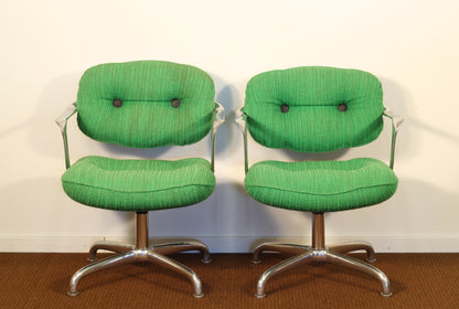 1970s Pair Knoll Model 2328 Chairs by Andrew Morrison and Bruce Hannah
