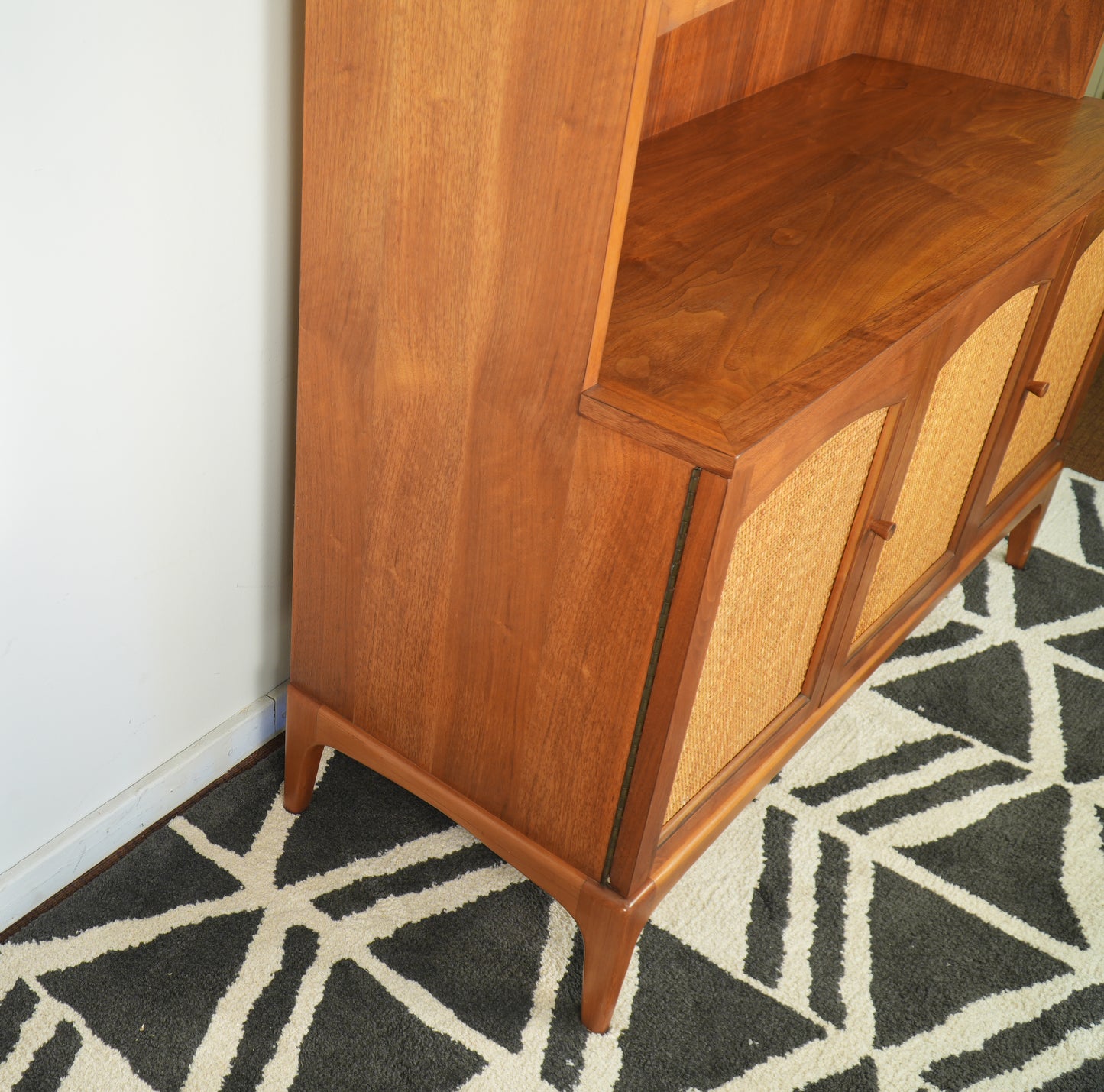 Lane Rhythm Mid Century Modern Display Hutch Buffet