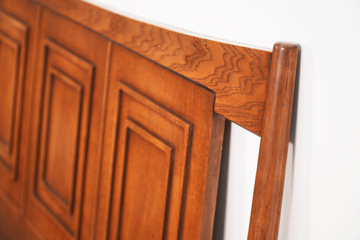 Broyhill Scupltra Full Headboard