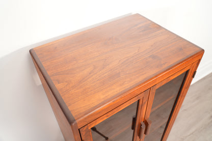 Vintage Sonrise Audio Systems Solid Walnut Stereo HiFi Storage Component Cabinet