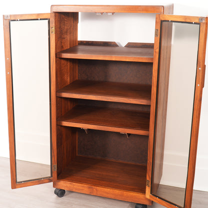 Vintage Sonrise Audio Systems Solid Walnut Stereo HiFi Storage Component Cabinet