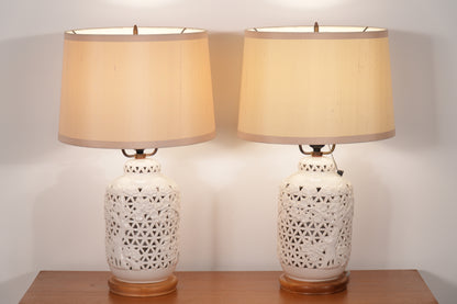 Pair Blanc De Chine Porcelain Table Lamps Hollywood Regency - Japan