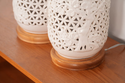 Pair Blanc De Chine Porcelain Table Lamps Hollywood Regency - Japan