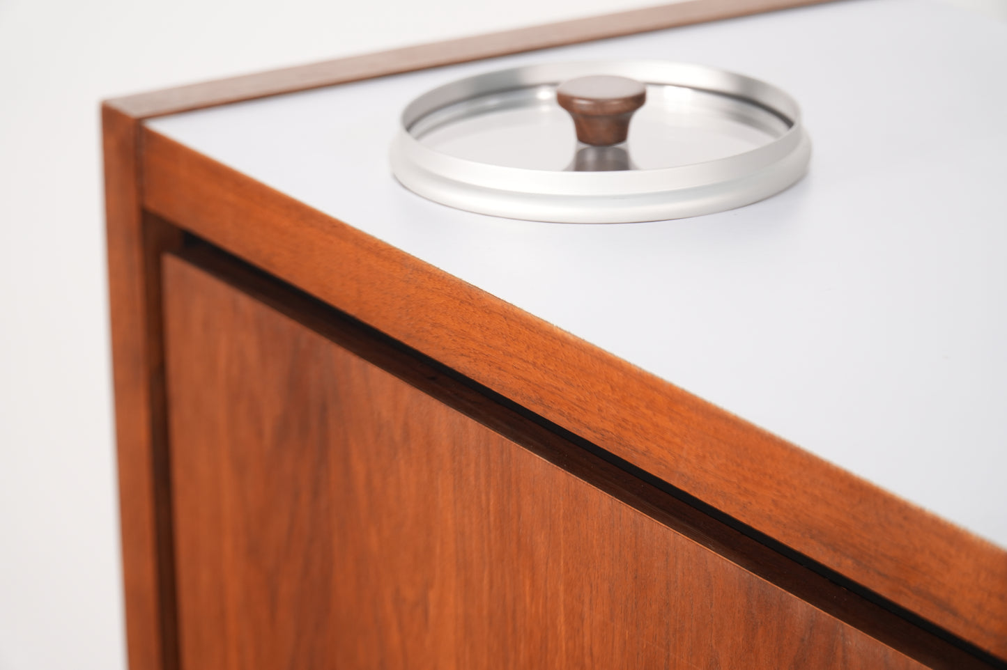 Arthur Umanoff for Dillingham Mid-Century Dry Bar American Walnut