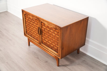 Lane Perception "Sofa Chest" Model 908-23