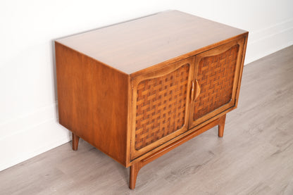 Lane Perception "Sofa Chest" Model 908-23