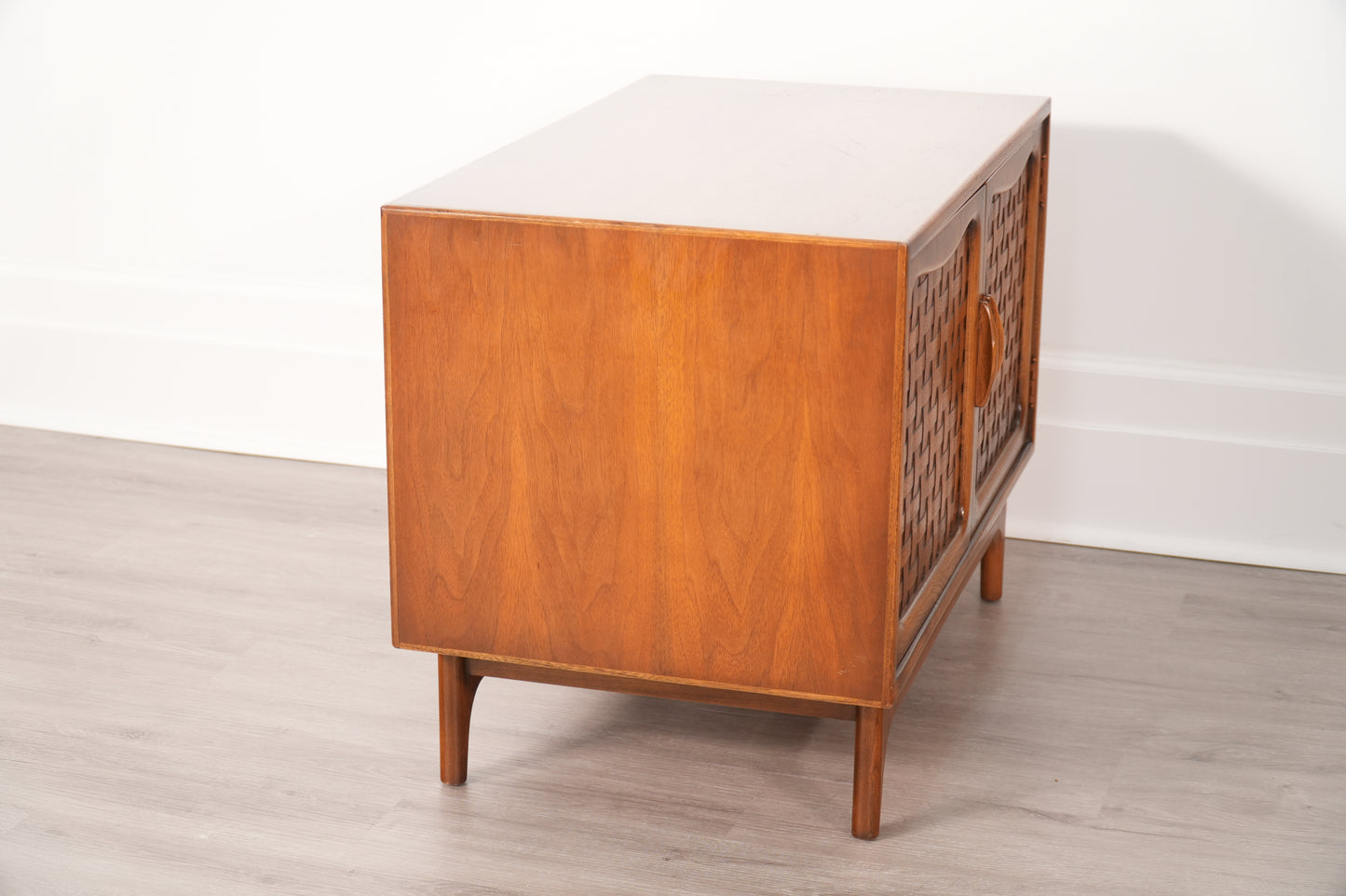 Lane Perception "Sofa Chest" Model 908-23