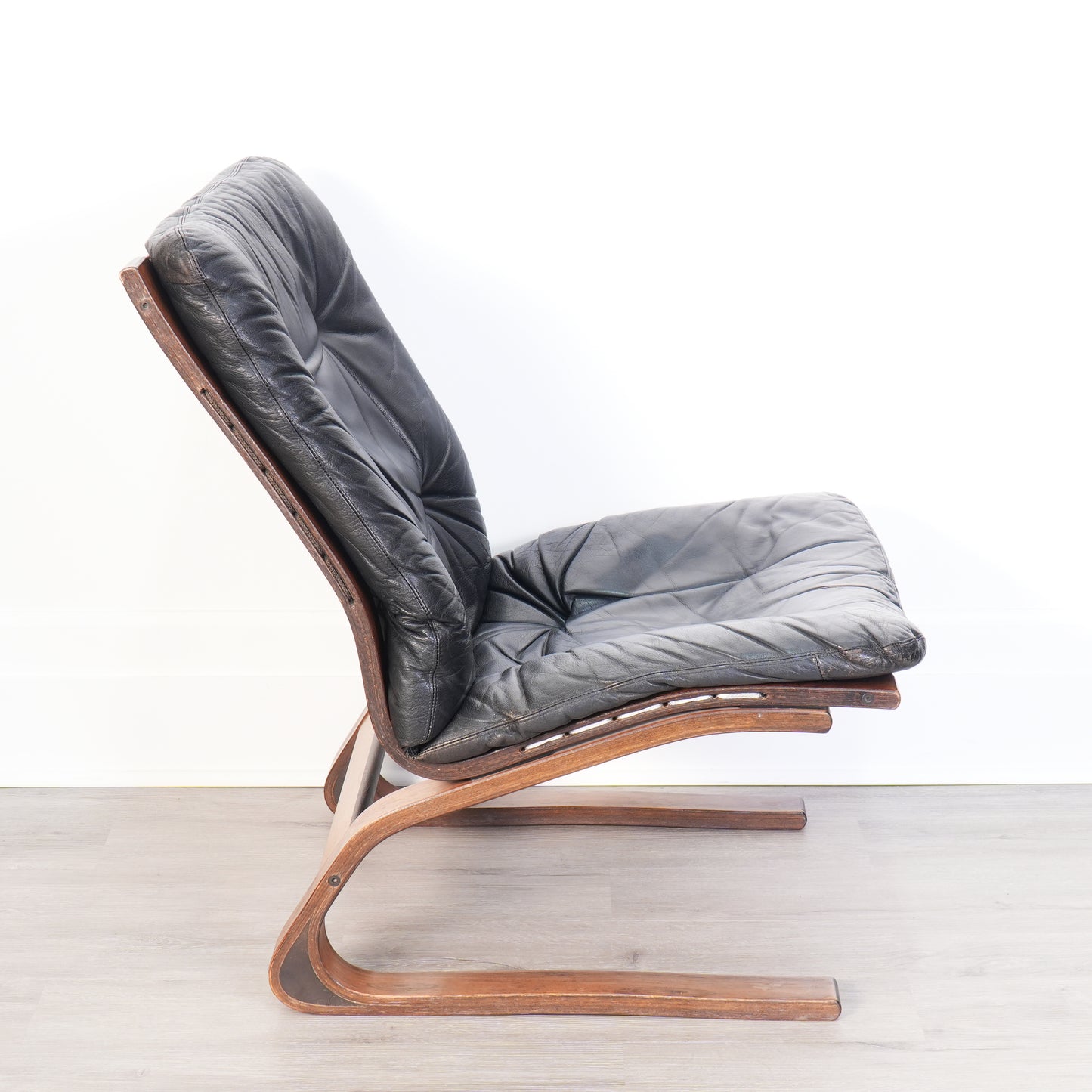 Ingmar Relling for Westnofa Black Leather Siesta Chair - Norway