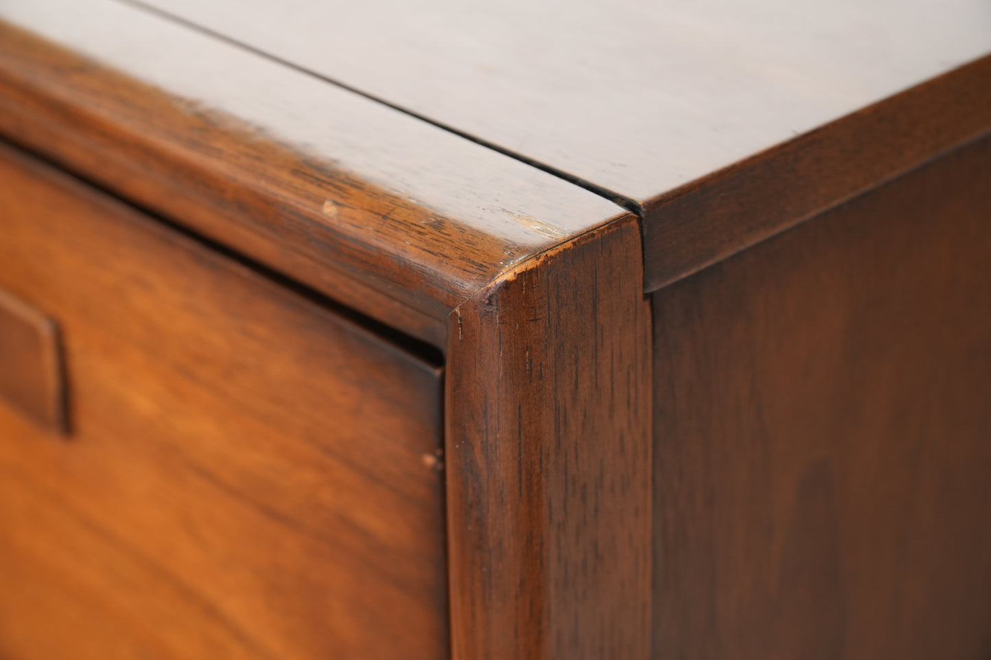 Broyhill Emphasis "Butler's Pantry" Bar Cabinet