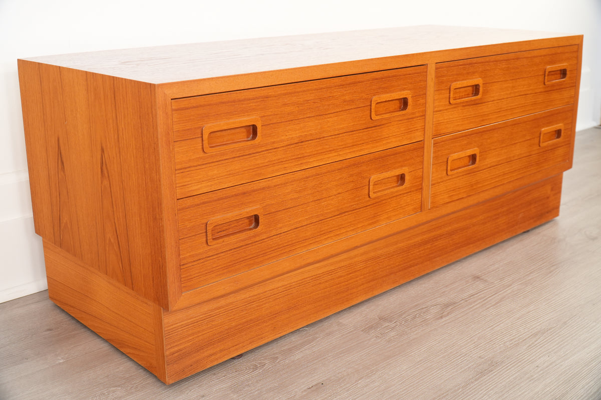 Danish Teak 4-Drawer Cabinet by Hundevad