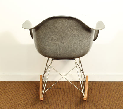 1950s Vintage Herman Miller Eames Fiberglass Rocker, 2nd Edition