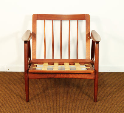 1960s MM Moreddi Danish Teak Lounge Chair