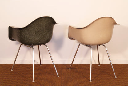 Vintage Herman Miller DAG Fiberglass Armchairs - Set of 2
