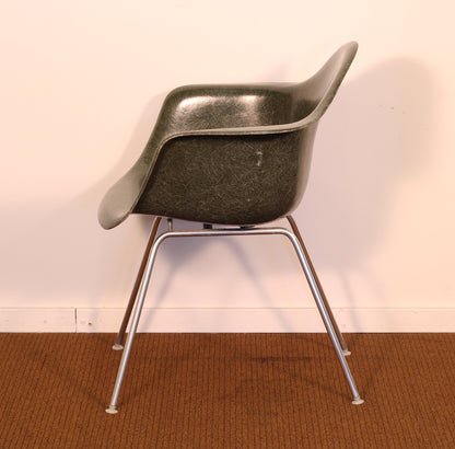Vintage Herman Miller DAG Fiberglass Armchairs - Set of 2