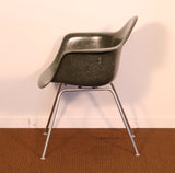 Vintage Herman Miller DAG Fiberglass Armchairs - Set of 2