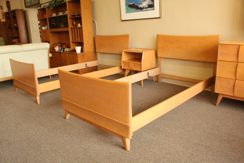 Heywood Wakefield Twin Kohinoor Bedroom Suite